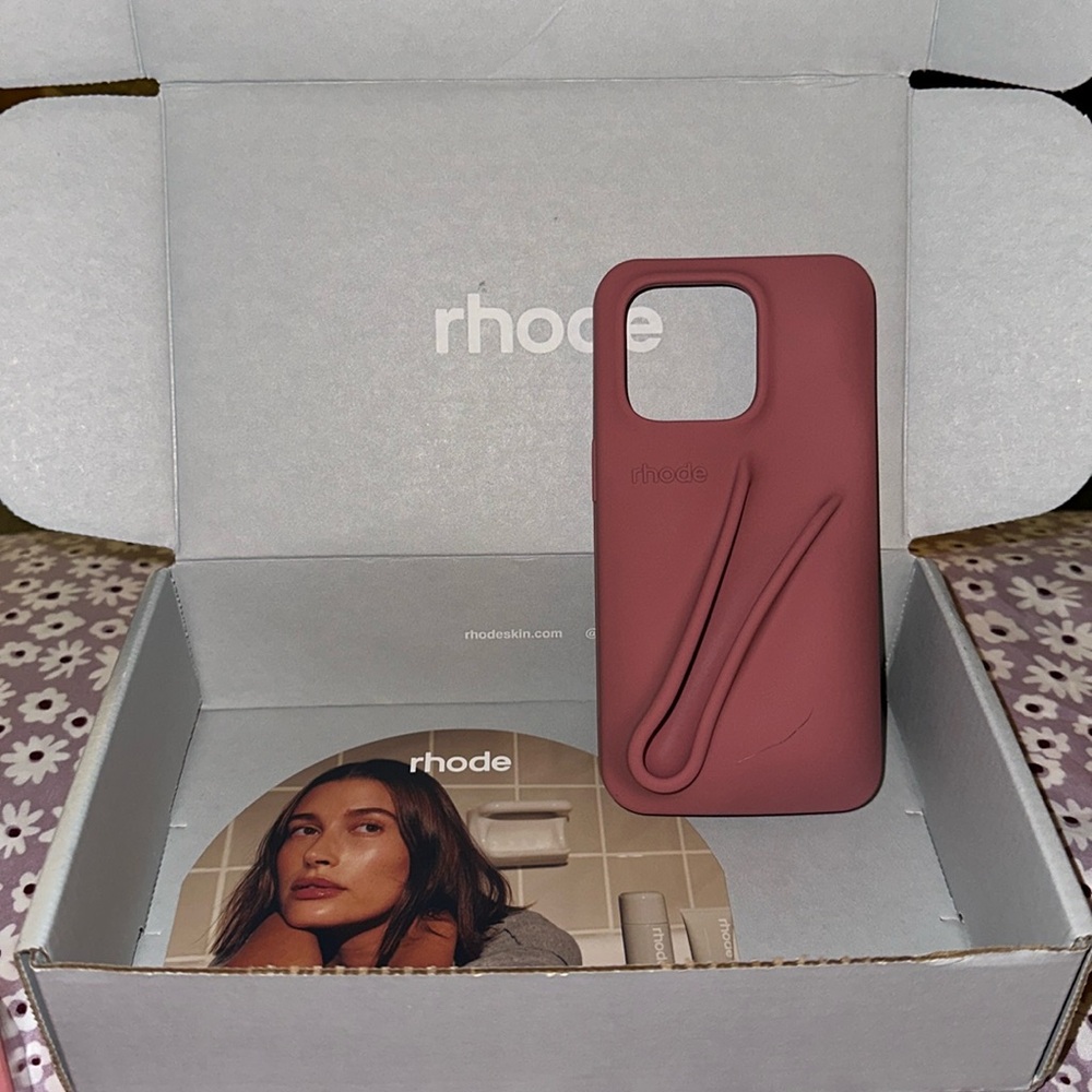 RHODE SUMMER LIP CASE LIMITED EDITION